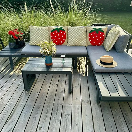 Summerhouse With Hot Tub On Langeland